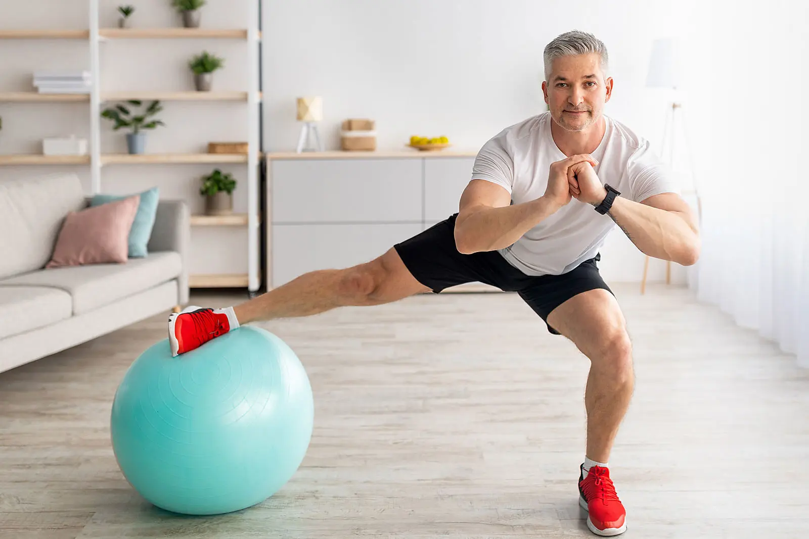 Balancetraining - Unverzichtbar für Aktive ab 50 Balancetraining - Unverzichtbar für Aktive ab 50