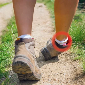 Knöchel knickt beim Wandern um Knöchel knickt beim Wandern um